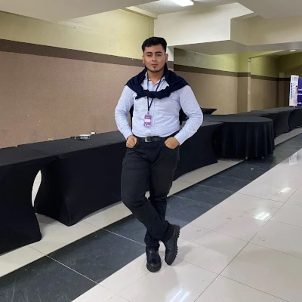 Meet your Posher, Jairo